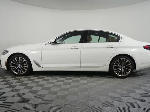 Certified 2023 BMW 530i w/ Premium Package image 6