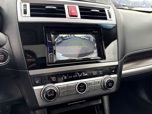 Used 2017 Subaru Outback 3.6R Limited image 32