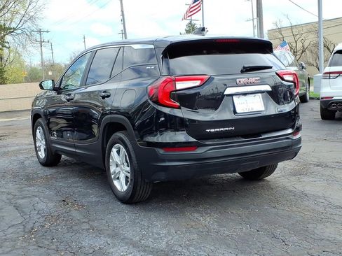 Used 2024 GMC Terrain SLE image 5