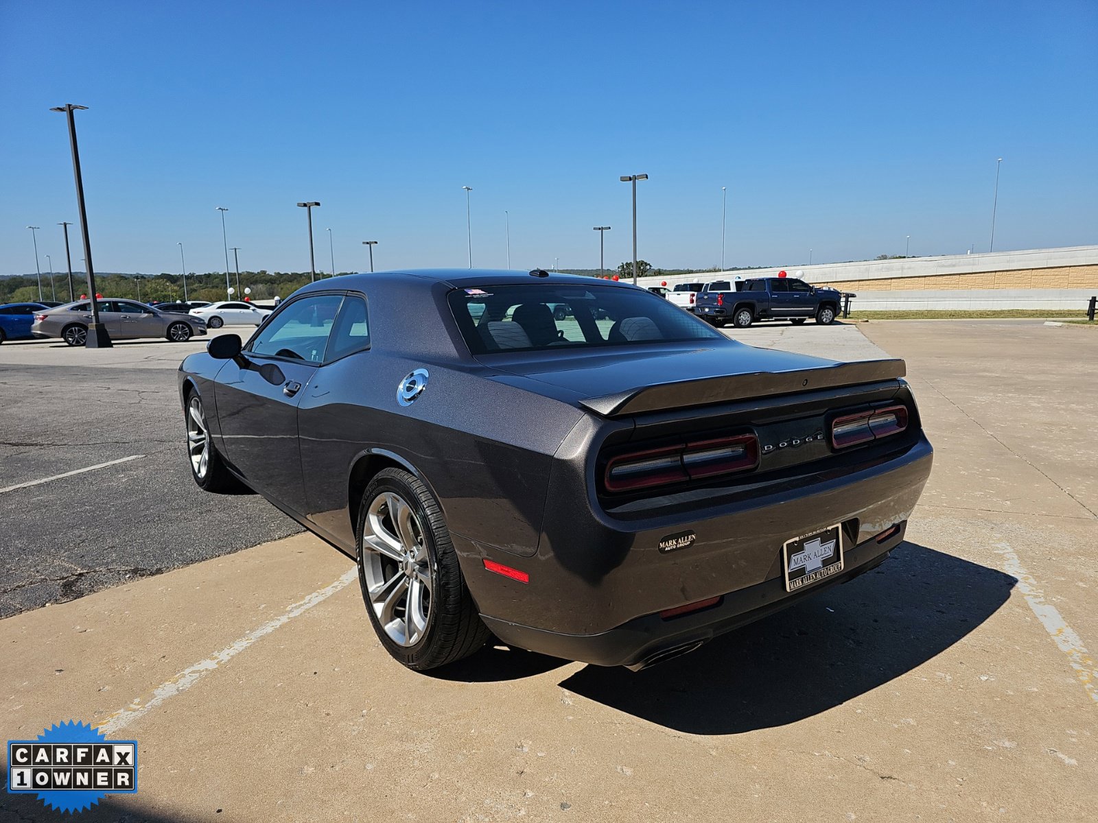 Used 2020 Dodge Challenger R/T RWD image 5