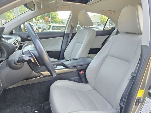 Used 2014 Lexus IS 250 RWD image 29