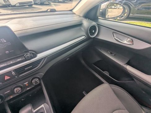 Certified 2024 Kia Forte LXS FWD image 16