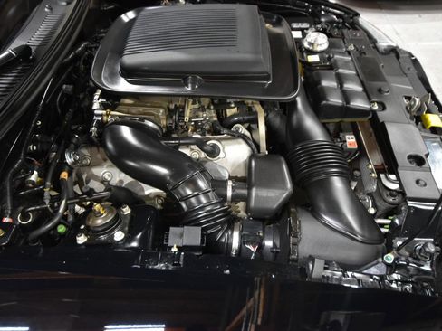 Used 2004 Ford Mustang Mach 1 RWD image 43