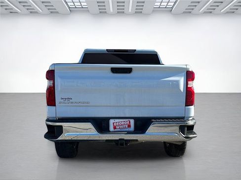 Used 2023 Chevrolet Silverado 1500 W/T w/ Trailering Package image 5