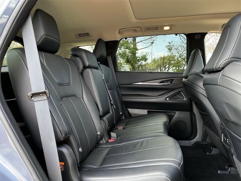 Used 2023 INFINITI QX60 Sensory w/ Vision Package image 27