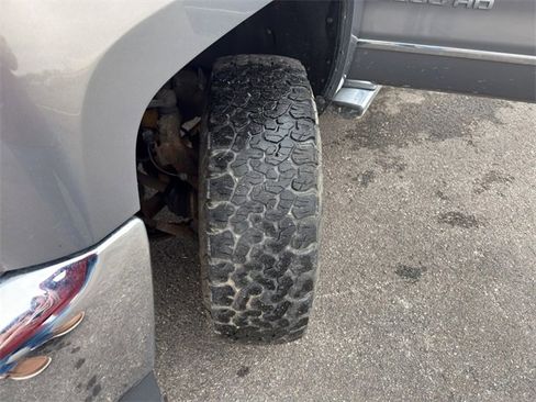 Used 2017 Chevrolet Silverado 2500 LTZ image 24