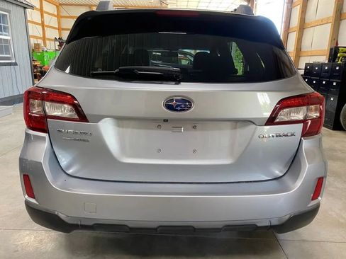 Used 2015 Subaru Outback 2.5i Limited AWD/4WD image 6
