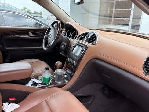 Used 2017 Buick Enclave Leather FWD image 7
