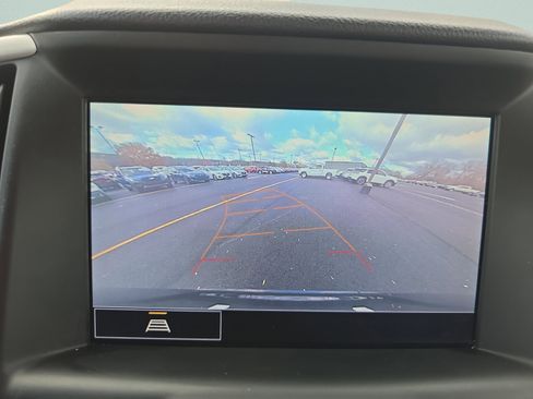 Used 2024 GMC Terrain SLT image 49