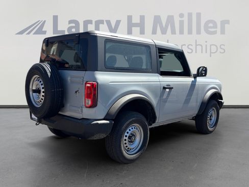 New 2026 Ford Bronco 2-Door AWD/4WD image 5