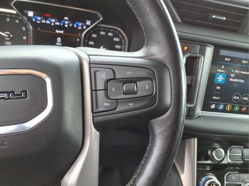 Used 2021 GMC Yukon XL Denali AWD/4WD image 22
