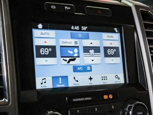 Used 2017 Ford F450 Lariat image 22