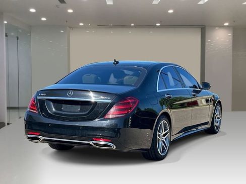 Used 2019 Mercedes-Benz S 560 4MATIC Sedan image 4