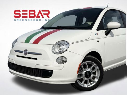 Used 2015 FIAT 500 Pop FWD image 2