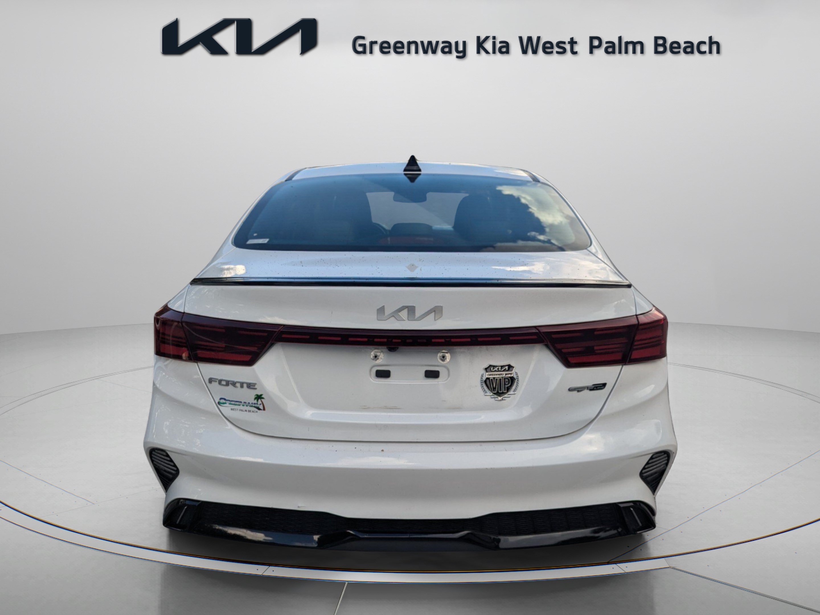 Used 2022 Kia Forte GT-Line w/ GT-Line Premium Package FWD image 7