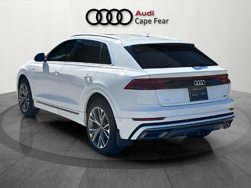 Used 2023 Audi Q8 Premium Plus AWD/4WD image 3