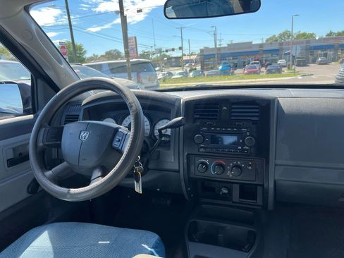 Used 2005 Dodge Dakota ST RWD image 12