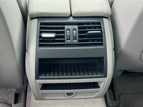 Used 2011 BMW 535i Sedan image 33