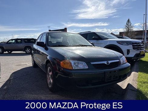Used 2000 MAZDA Protege ES FWD image 2