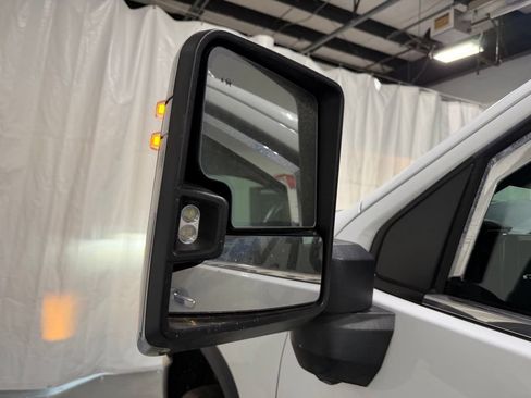 Used 2024 Chevrolet Silverado 3500 LTZ w/ LTZ Plus Package AWD/4WD image 8
