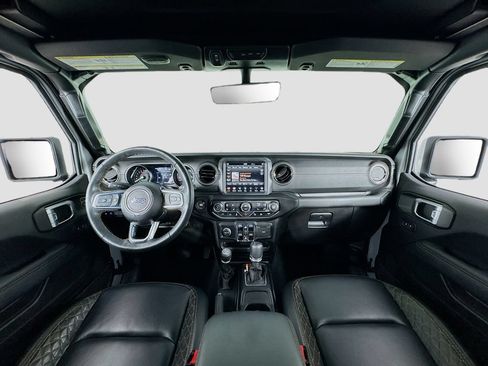 Used 2023 Jeep Wrangler Unlimited Sahara AWD/4WD image 13