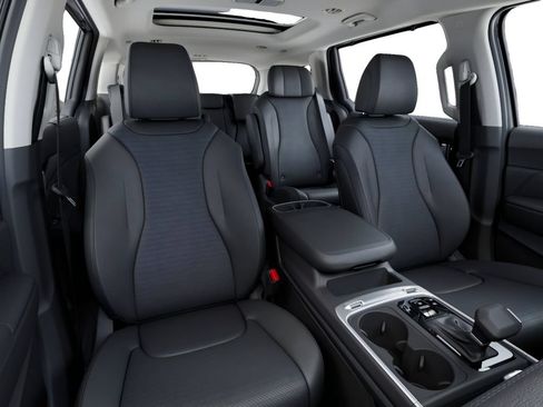 New 2026 Kia Carnival SX Prestige FWD image 15
