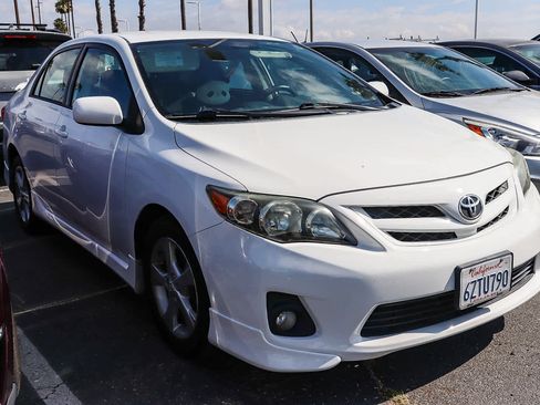 Used 2013 Toyota Corolla S FWD image 8