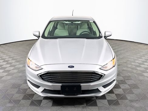 Used 2018 Ford Fusion S image 2