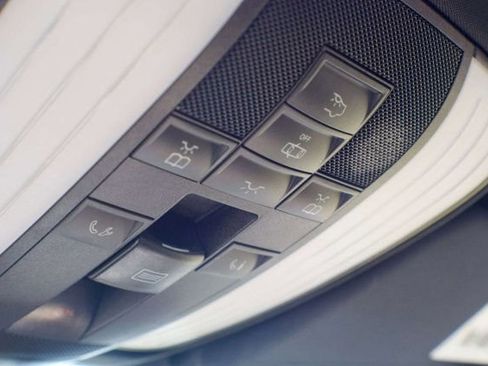 Used 2013 Mercedes-Benz E 350 4MATIC Sedan image 41