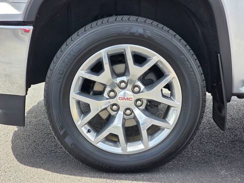 Used 2018 GMC Sierra 1500 SLT w/ SLT Premium Package image 7