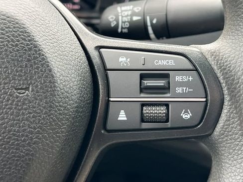 Used 2025 Honda Accord SE image 31