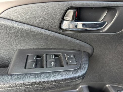 Used 2017 Honda Pilot EX image 37