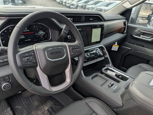 New 2026 GMC Sierra 3500 Denali w/ Denali Reserve Package image 34