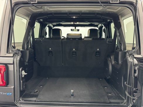 Used 2021 Jeep Wrangler Unlimited Rubicon 4xe image 19