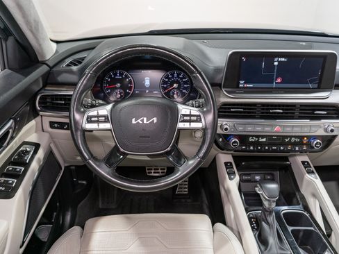 Used 2022 Kia Telluride SX w/ SX Prestige Package AWD/4WD image 11