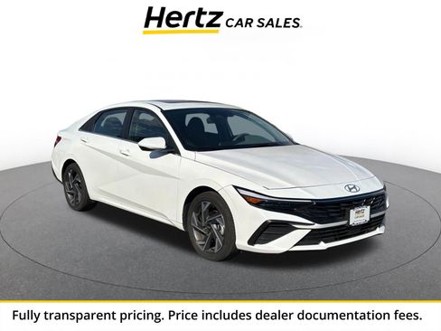 Used 2025 Hyundai Elantra SEL FWD image 1
