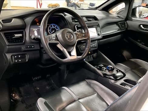 Used 2018 Nissan Leaf SL w/ SL Technology Package image 16