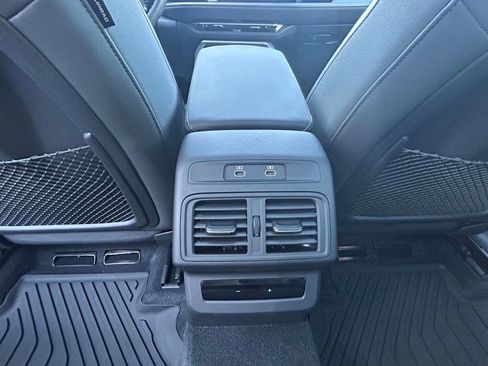 Used 2025 Audi SQ5 Premium Plus w/ Premium Plus Package image 66