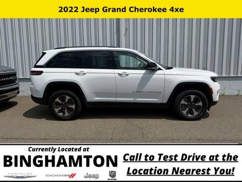 Used 2022 Jeep Grand Cherokee Limited 4xe w/ Luxury Tech Group II AWD/4WD image 4