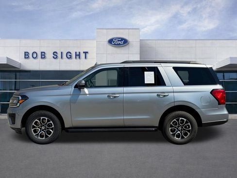 Used 2024 Ford Expedition XLT AWD/4WD image 40