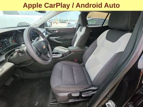 Used 2025 Chevrolet Trax LS FWD image 5