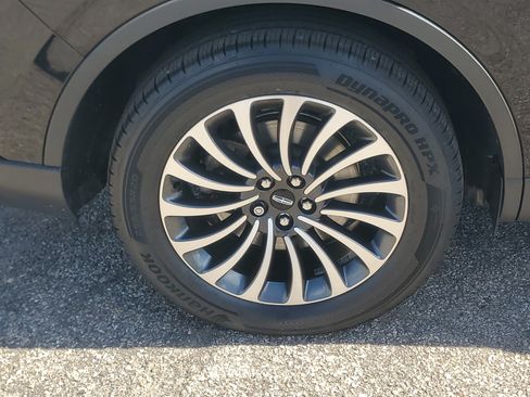 Certified 2024 Lincoln Aviator AWD w/ Premium Package image 7