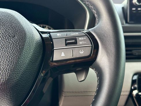 Certified 2024 Honda Pilot EX-L image 31