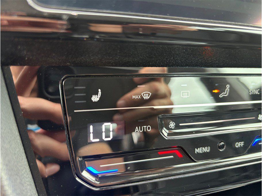 Used 2021 Volkswagen Arteon SE FWD image 29