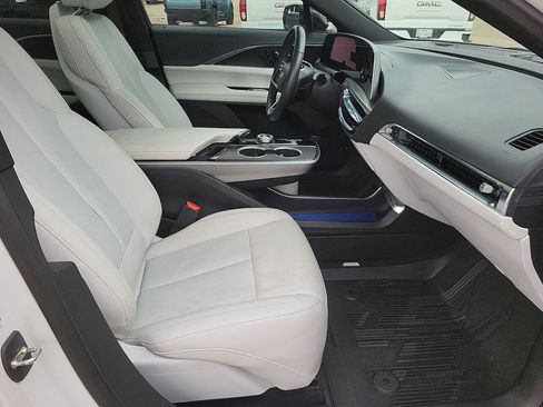 Certified 2024 Cadillac Lyriq Luxury w/ LPO, Floor Liner Package image 27