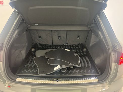 Used 2023 Audi Q3 2.0T Premium w/ Black Optic Sport Package image 40