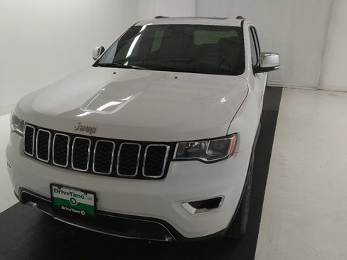 Used 2020 Jeep Grand Cherokee Limited AWD/4WD image 15