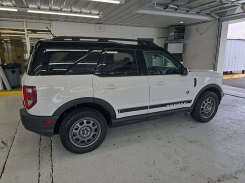 Used 2024 Ford Bronco Sport Outer Banks AWD/4WD image 6