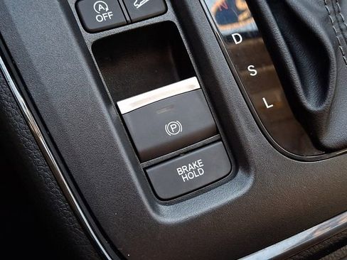 Certified 2025 Honda CR-V LX image 26