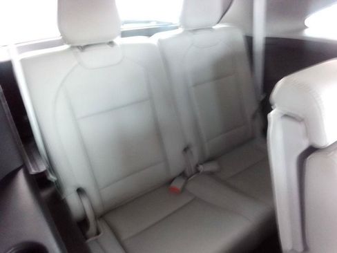 Used 2017 Acura MDX SH-AWD w/ Tech & Entertainment image 22